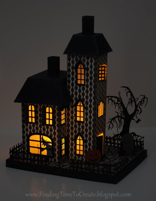 3D Haunted House Assembly Tutorial