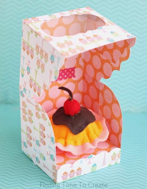 Felt cupcake in a decorative box