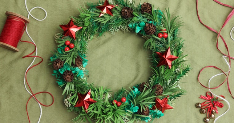 Elaborate Paper Wreath with the Silhouette Cameo